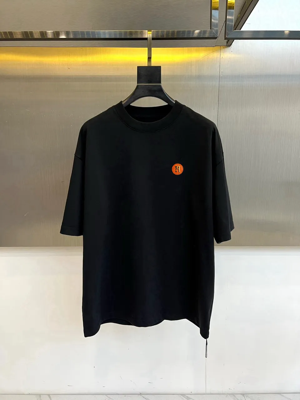 P85， 2026 Classic T ， ， ， ， ， 。 ， ， ， ， 。 ， ，Breathable ， 、 。 ， ， ， 。 T ， —— ， 。2026 ， ， 。S- XXL（ 173，140 M ）